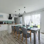 Maison Climatisee A Parentis-en-born, 3 Chambres, Jardin, Proche Centre Et Activites, Menage Inclus - Fr-1-319-554 *