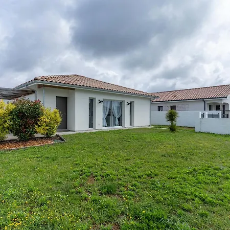 Maison Climatisee A Parentis-en-born, 3 Chambres, Jardin, Proche Centre Et Activites, Menage Inclus - Fr-1-319-554